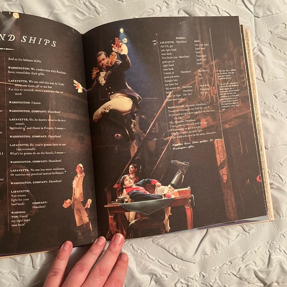 Hamilton The Musical Book - Picture 5 of 6